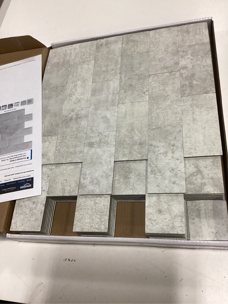 Condition photo showing Good Condition for art3d 10-pack peel and stick backsplash wall tile for kitchen bathroom fireplace vanitity in natural white natural white 10pcs 11.3"x13.5"