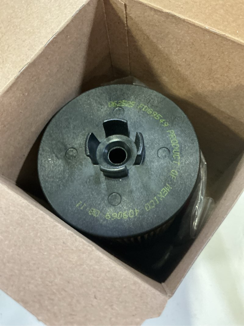 Condition photo showing New/Like New for fram dg9549 diesel 20 000 mile oil filter  fits select diesel vehicles