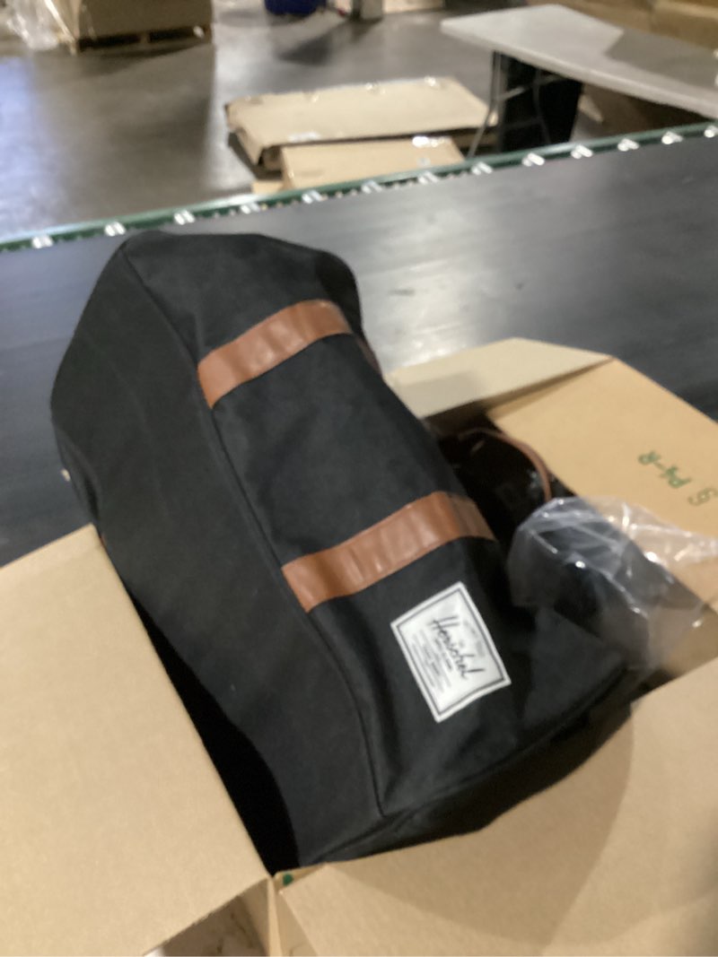 Condition photo showing Good Condition for herschell supply company duffel bag