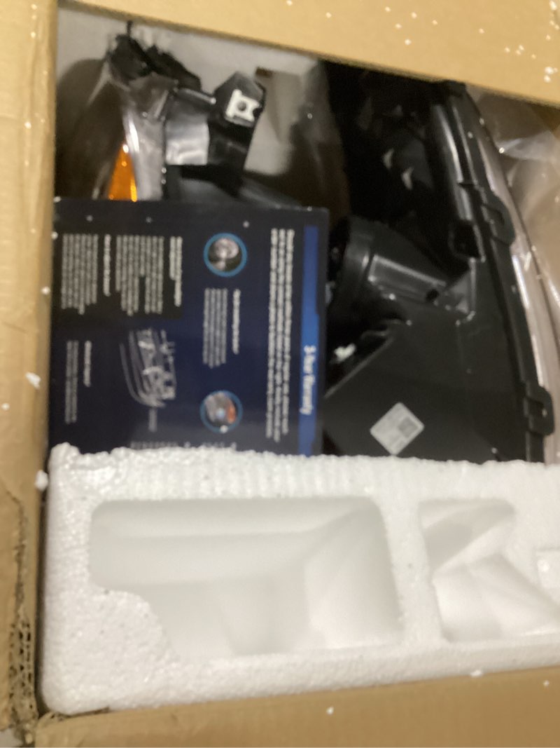 Condition photo showing Good Condition for headlights for 2006-2009 prius base halogen headlamp replacement, high/low beam bulbs included, driver & passenger side