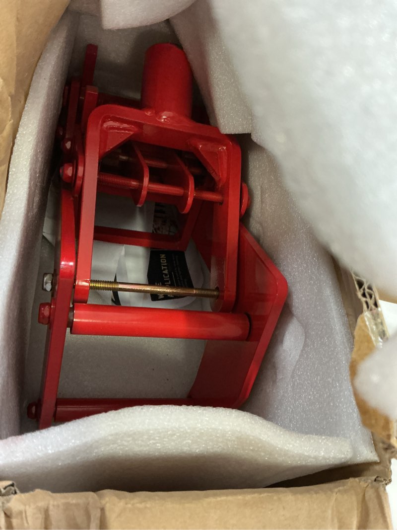 Condition photo showing Good Condition for heavy-duty wall jacks for framing & lifting, 1000lb capacity, 2-pack portable set for use with 1-1/2x3-1/2 fir poles or 1" od steel pipe, construction & furniture raising solution