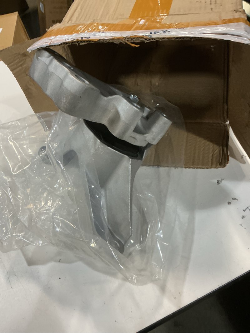 Condition photo showing item condition for PARTS# 50820-THB-H04 50820THBH04 Engine mount 1pack