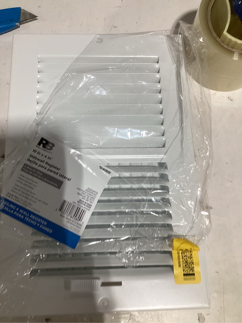 Condition photo showing Good Condition for RELIABILT 10-in x 4-in 2-way Steel White Sidewall/Ceiling Register