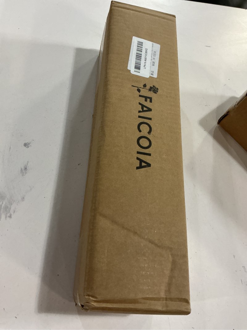 Condition photo showing New/Like New for Fake Moss Rolls for Crafts Table Runner Party Centerpieces Decoration 16" x 118" Artificial Moss for Plants Indoor Green Faux Grass for Planters DIY Fairy Garden Floral Wedding 40 x 300cm Green, 16 x 118 Inch/40x300cm