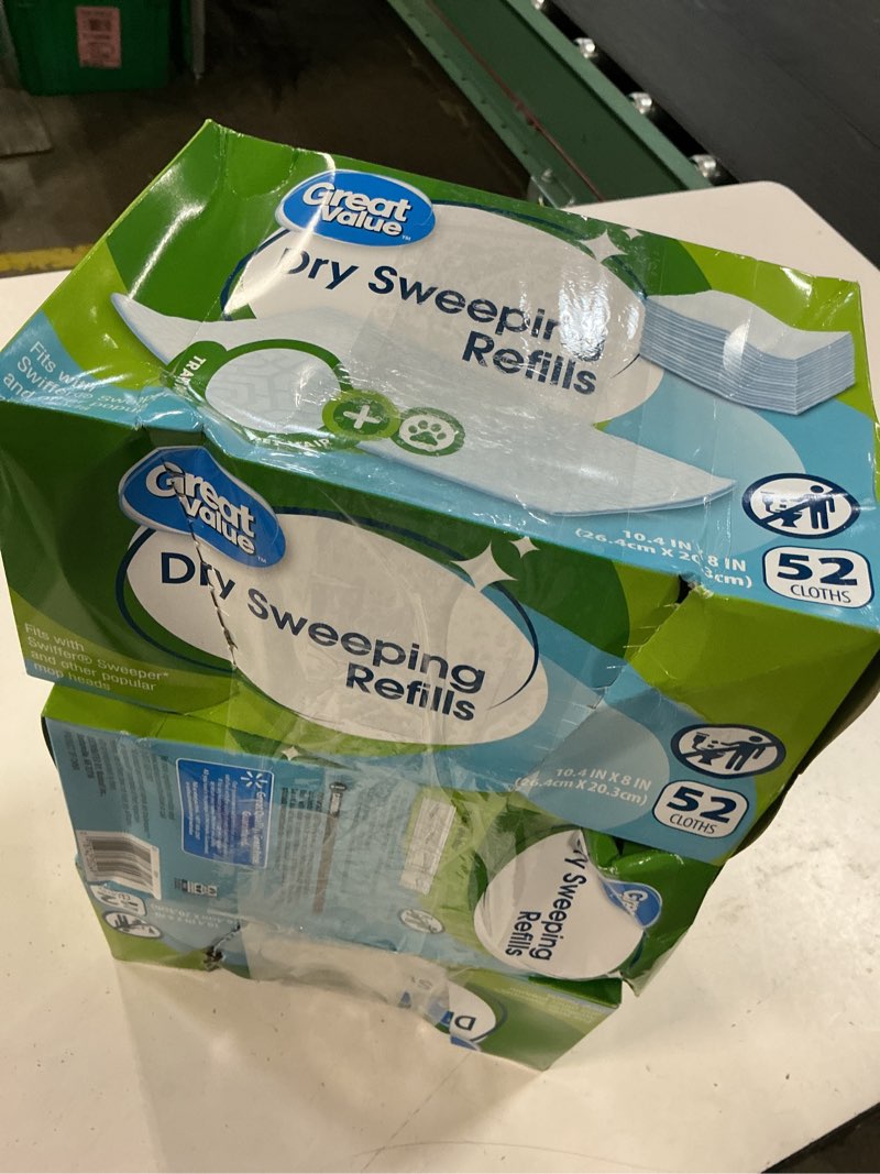 Condition photo showing Good Condition for great value dry sweeping cloth refills, 52 count