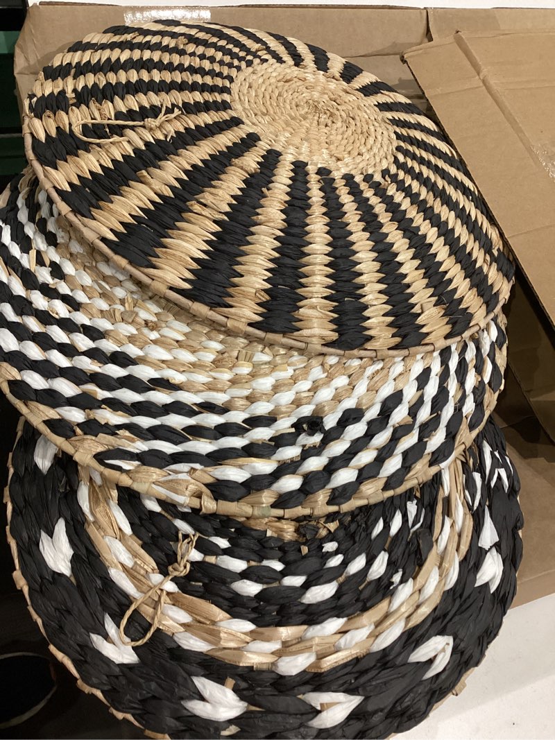 Condition photo showing Good Condition for Similar items//// 3PCS Boho Wall Basket Decor – Handmade Woven Baskets for Wall Hanging – Rustic & Farmhouse Wall Art for Living Room, Bedroom – Decorative Tray-Style Bohemian Accents