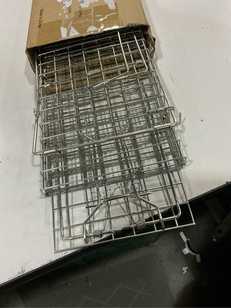 Condition photo showing Good Condition for gingbau squirrel trap foldable heavy duty humane live animal cage trap (not for mouse)