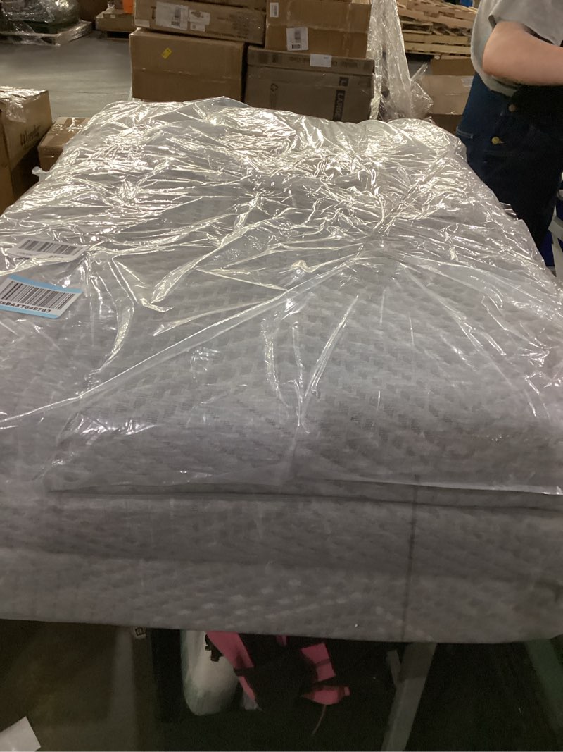 Condition photo showing As Is for MLILY Tri-Fold Memory Foam Mattress, 4 inch Twin Folding Mattress with Collapsible and Washable Cover, Travel and Guest Mat, 75"×38"×4", Grey 4 Inch Twin Size