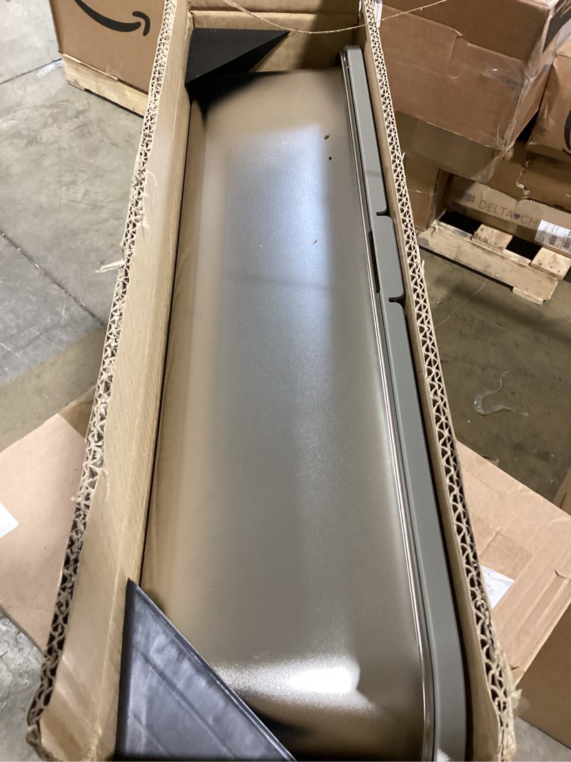 Condition photo showing item condition for Stainless Steel Litter Box, XL Metal Litter Box with Lid,Extra Large Steel Cat Litter Boxes for Adult/Big Cat, Anti-Urine Leakage,Easy Cleaning, No Smell, Non-Stick, Includes Scooper and Mat XL:23"×14.7"×10" -Lid 01