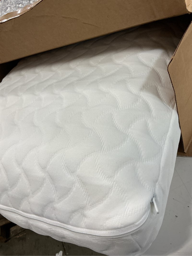 Condition photo showing Good Condition for Tempur-Pedic TEMPUR-Cloud Pillow for Sleeping, Standard, White 1