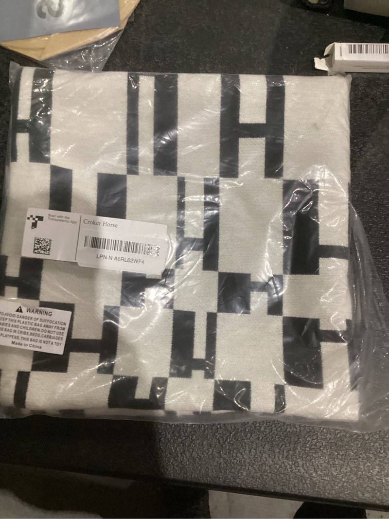 new 20x20'' inches throw pillow cushion covers - black h letter white color chenille jacquard embroidery luxury modern style couch sofa bed pillow cover for living room bedroom black h 20" x 20" (pack of 1)