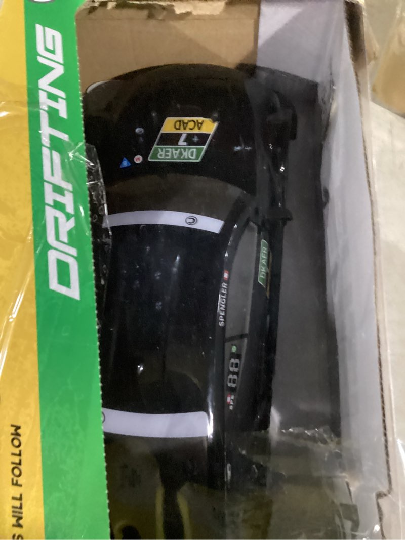 Condition photo showing Good Condition for RC Drift Car, 1:16 Scale Remote Control Car 2.4GHz 4WD 40KM/H High Speed RC Racing Car with Headlight, Drifting Tires and Racing Tires for Adults Kids