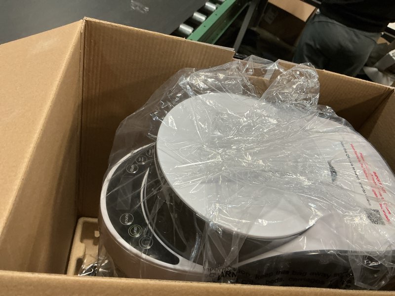 Condition photo showing New/Like New for Baby Brezza New and Improved Formula Pro Advanced Formula Dispenser Machine - Automatically Mix a Warm Formula Bottle Instantly - Easily Make Bottle with Automatic Powder Blending, White