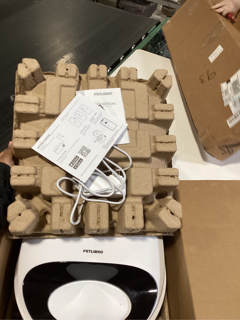 Condition photo showing New/Like New for PETLIBRO Automatic Cat Feeder Wet Food with Stainless Steel Bowl, Refrigerated Auto Cat Feeder with Semiconductor Cooling, 3 Fresh Meals for 3 Days, App-Controlled Pet Food Dispenser, Easy to Clean White Feeder