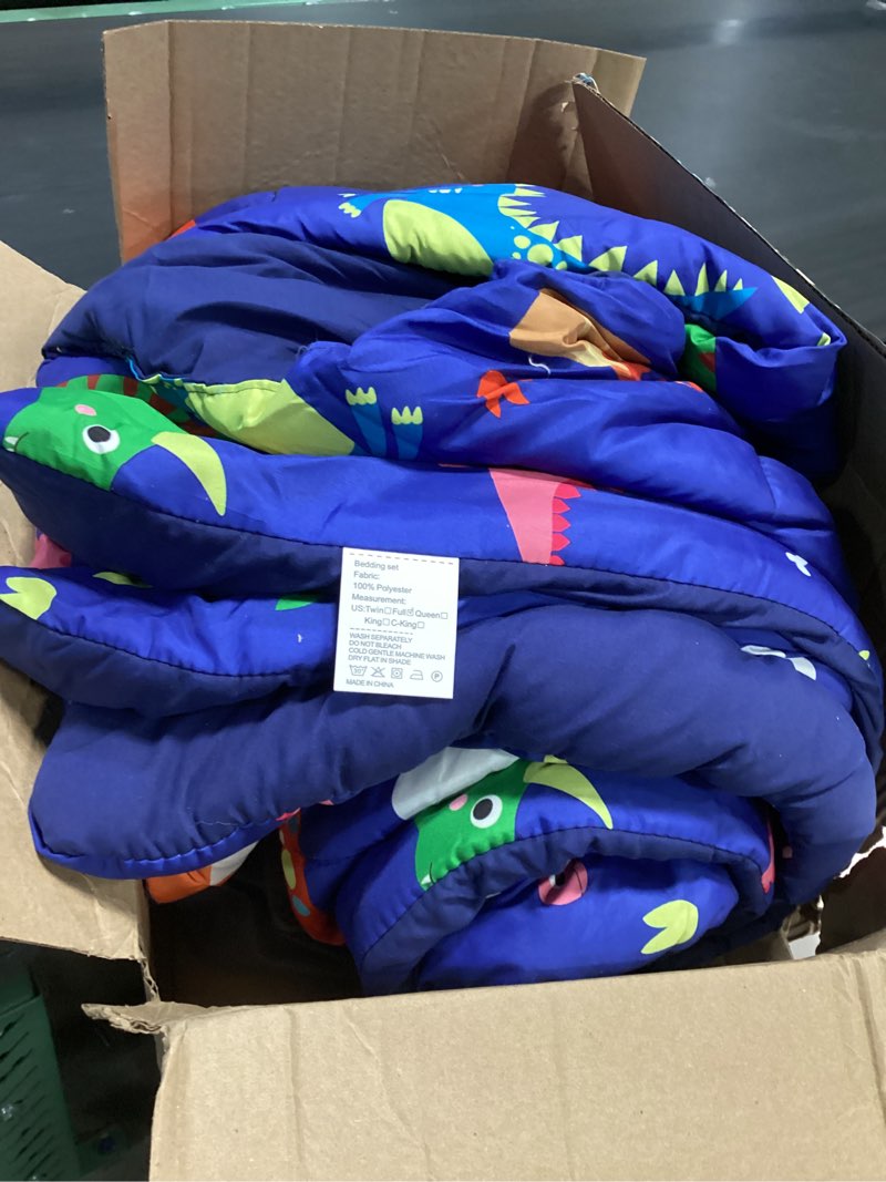 Condition photo showing Good Condition for Wajade 7 Piece Kid Boys Dinosaur Comforter Set Full Size 3D Blue Dinosaur Wild Park Jungle Print Bedding Set with Comforter, Sheet Set, Pillowcase and Sham