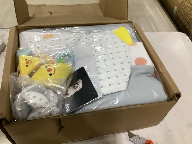 Condition photo showing New/Like New for kizfarm baby play gym mat, 5 developmental zones wooden tummy time mat, baby activity mat with 5 detachable sensory toys, stage-based development from newborn infant, baby essentials shower gift