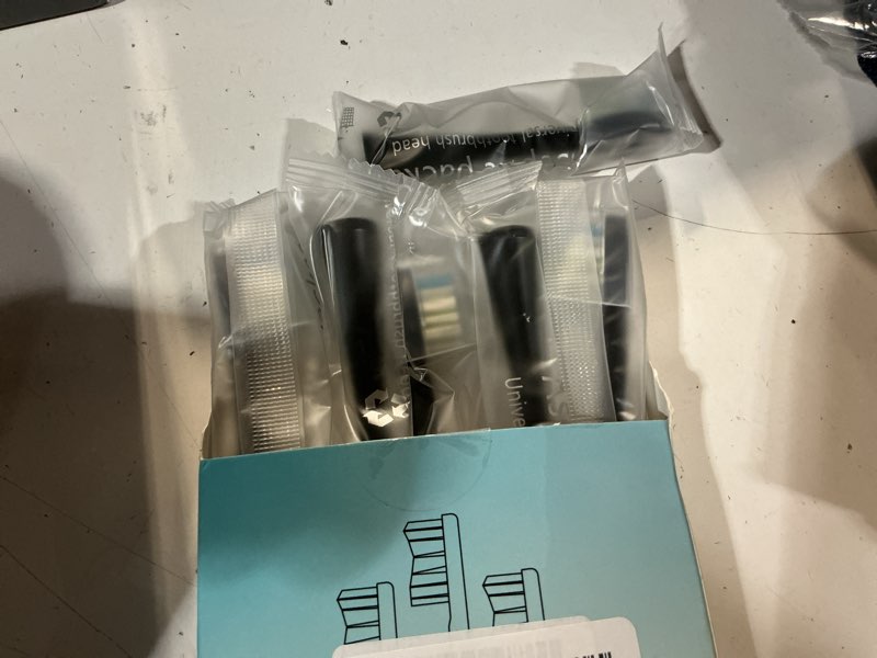 Condition photo showing Good Condition for 6 pack replacement replacement brush heads for waterpik sonic-fusion flossing toothbrush compatible with sonic fusion sf01/sf02 and sonic fusion 2.0 sf03/sf04- black with caps 6p black