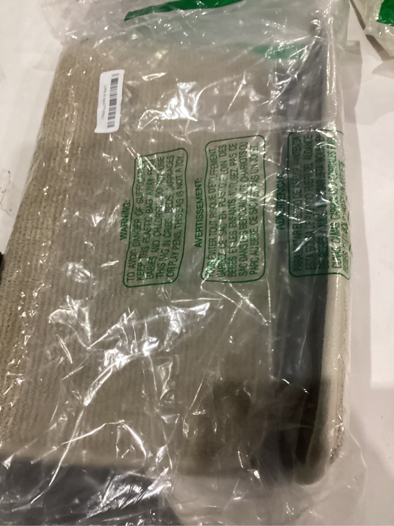 Condition photo showing As Is for OLANLY Thick Memory Foam Bath Mat Rug 24x16, Extra Soft Absorbent Bathroom Rug, Quick Dry Bath Mats, Non-Slip, Machine Washable Carpet for Bathroom, Tub and Shower, Home Decor Accessories, Beige Beige Rectangular 24" x 16"