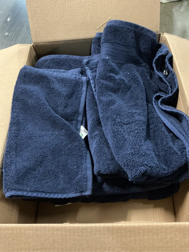 Condition photo showing Good Condition for Ozdilek 6-Piece Bath Towel Set, 2 Bath, 2 Hand, 2 Wash, 100% Cotton Turkish Towels, 2 Bath Towels (3