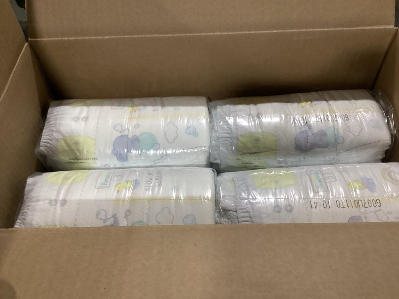Condition photo showing Good Condition for Pampers Swaddlers Diapers, Size 3 (13-26 lbs), 136 Count, Absorbent, Keeps Baby Dry and Comfortable, Skin Safe Disposable Baby Diaper (Packaging May Vary) Size 3 136
