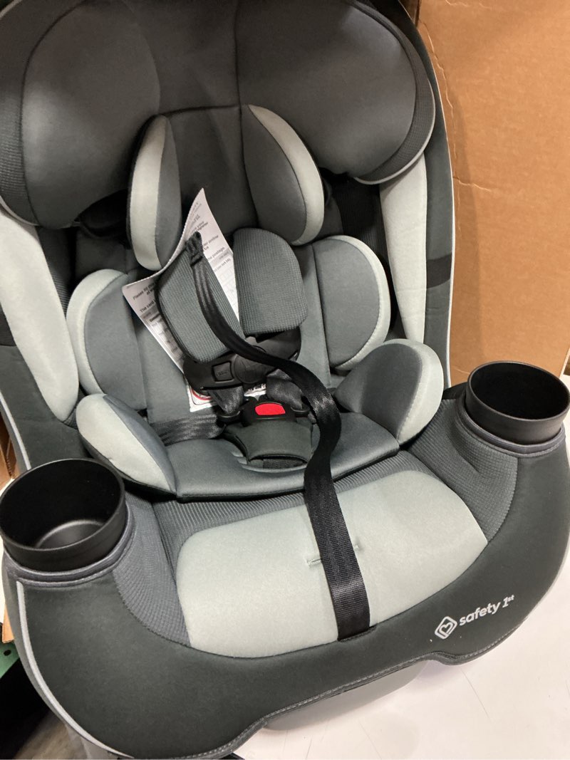 Condition photo showing Good Condition for Safety 1st Grow and Go All-in-One Slim Convertible Car Seat, Rear Facing, 5-40 lbs, Forward Facing (30–65 lbs), High Back Booster Seat 40-100 pounds, Iron Frost Iron Frost Original