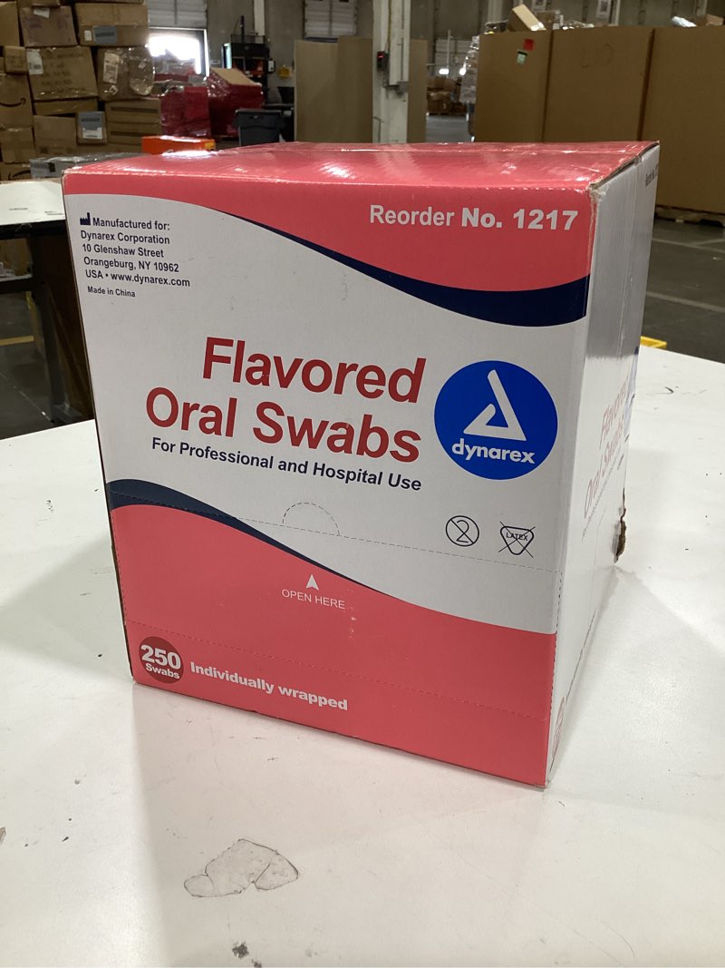 Condition photo showing Good Condition for oral swabs, 250 count