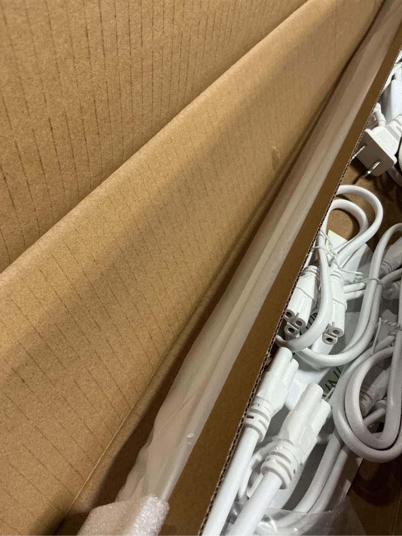 Condition photo showing Good Condition for (6 pack) 4ft t5 led integrated fixture, 6500k,20w,2300lm(super bright white) linkable led shop light,garage ceiling and cabinet light,strip light,corded electric with on/off switch