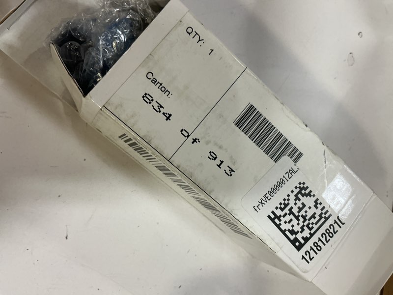Condition photo showing Good Condition for Premier Gear PG-VVTS1790 Professional Grade VVT Solenoid (Variable Valve Timing)