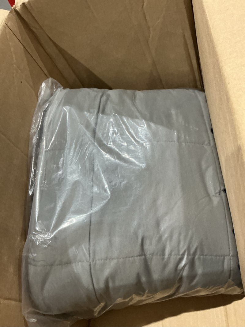 Condition photo showing Good Condition for rjop weighted blanket 25lbs 78"x85" king size for adults & couples, heavy blanket with premium glass beads, soft microfiber material & breathable for all-season comfort (78" x 85" 25 lbs) 78"x85"25lbs