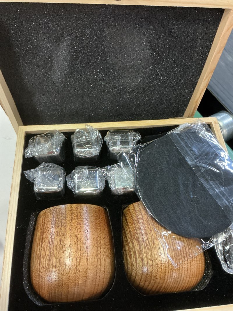 Condition photo showing Good Condition for Charred Wooden Bourbon Drinking Glass, Bourbon Gifts for Men, Handcrafted Premium Whiskey Glasses for Dad, Great Whiskey Gifts for Men, Perfect Presents for Boyfriend Father Friends, Wine Tumbler