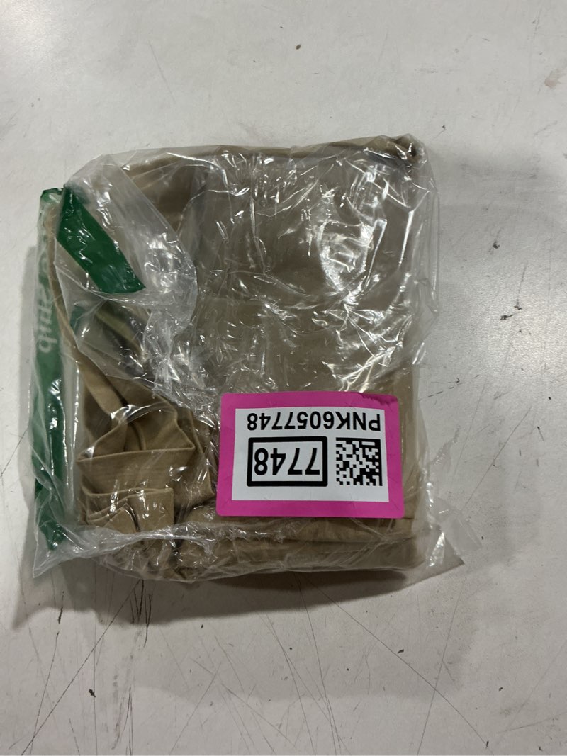 https://lotting-media.assets.bidfta.com/lotting_2c159d1c-e818-48e4-bead-be0a53f561d9