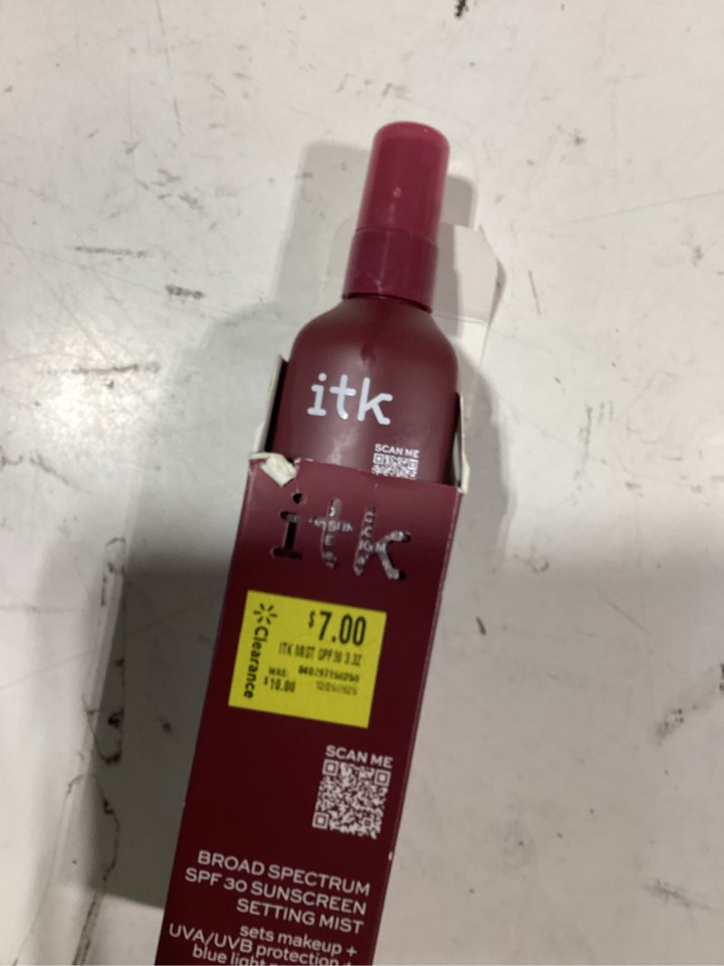 Condition photo showing As Is for itk skincare broad spectrum spf 30 sunscreen setting mist with vitamin e, reef safe, 3.3 oz