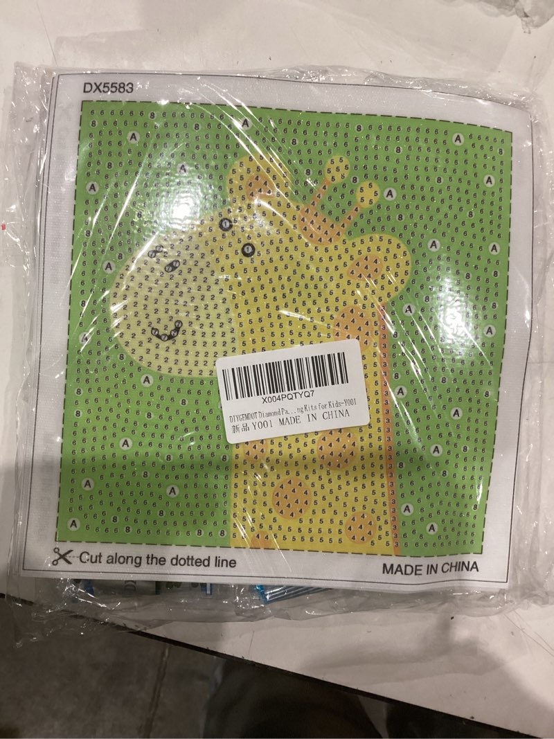 Condition photo showing New/Like New for DIYGEMDOT 6 Pack Diamond Art Kits for Kids, Cute Animals Diamond Painting for Beginners, DIY 5D Gem Art for Girls & Boys Ages 6-8-10-12, Children's Christmas Gifts (6x6 inches) Y001