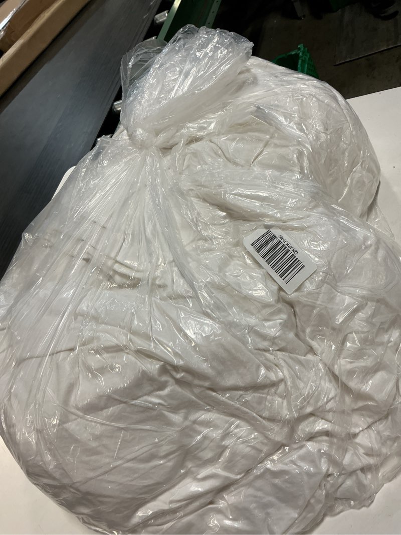 Condition photo showing Good Condition for lightweight premium down comforter, full/queen, down