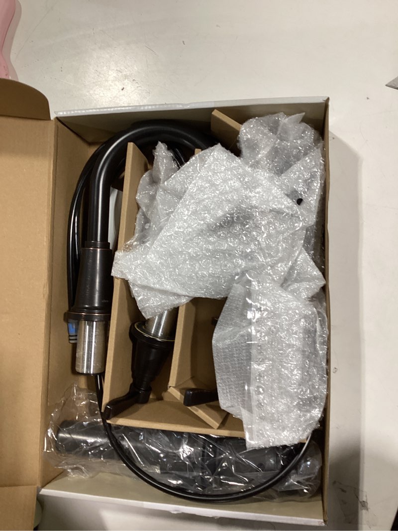 Condition photo showing New/Like New for  allen + roth townley oil rubbed bronze widespread 2-handle watersense high-arc