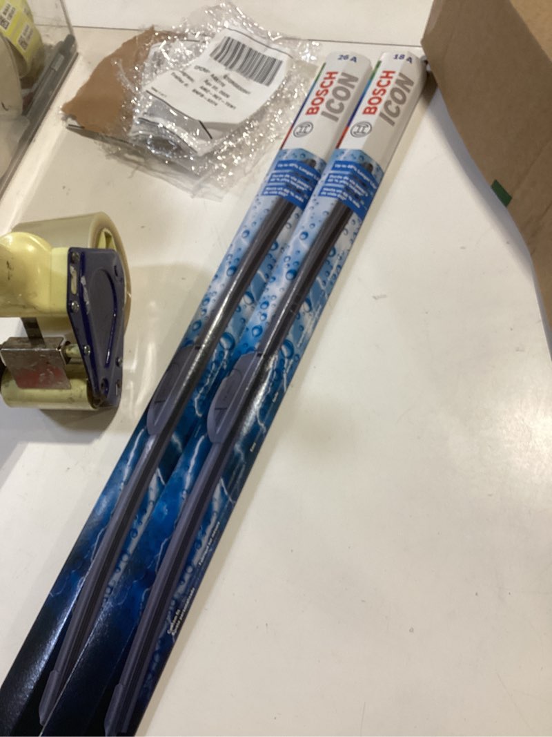Condition photo showing Good Condition for bosch 26a18a icon beam wiper blades - driver and passenger side - set of 2 blades (26a & 18a) front (26a & 18a) icon combo pack (front)