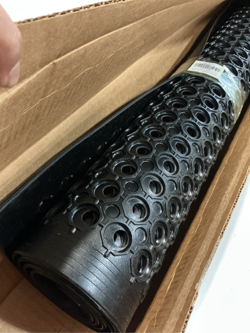 Condition photo showing Good Condition for Uniboho Outdoor Rubber Floor Mats Anti Slip Restaurant Commercial Kitchen Mat Rubber Drainage Mat 60 x 35 Heavy Duty Door Mat for Garage Garden Indoor Outside Industral Pool Entrance Bar Wet Area 60x35 inches