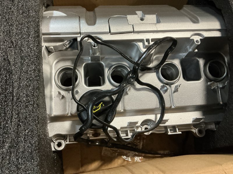 Condition photo showing As Is for 11127646554 aluminum valve cover cylinder head kit compatible with mini cooper r55 r56 r60 r61 base paceman countryman clubman hatchback non-s models n16/n12 engine l4 1.6l with oil filler cap