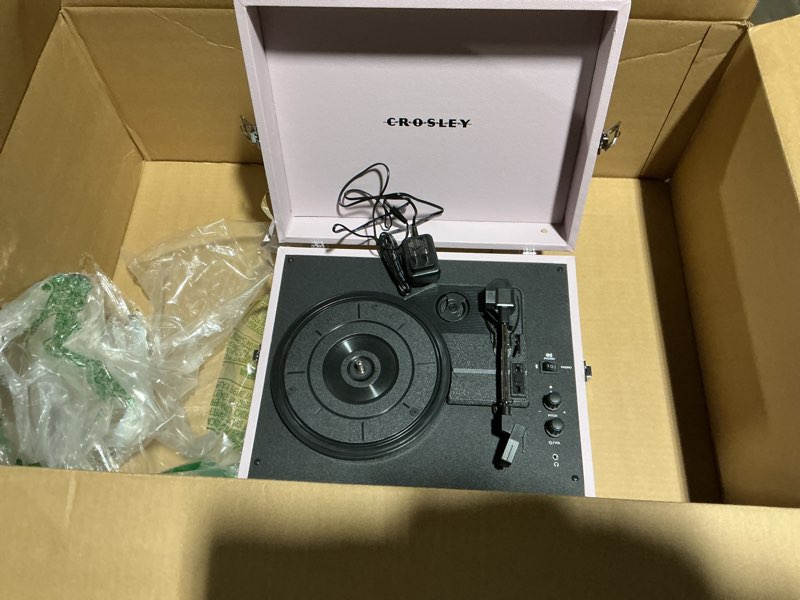 Condition photo showing Good Condition for crosley cr8017b-am voyager vintage portable vinyl record player turntable with bluetooth in/out and built-in speakers, amethyst bluetooth in/out amethyst