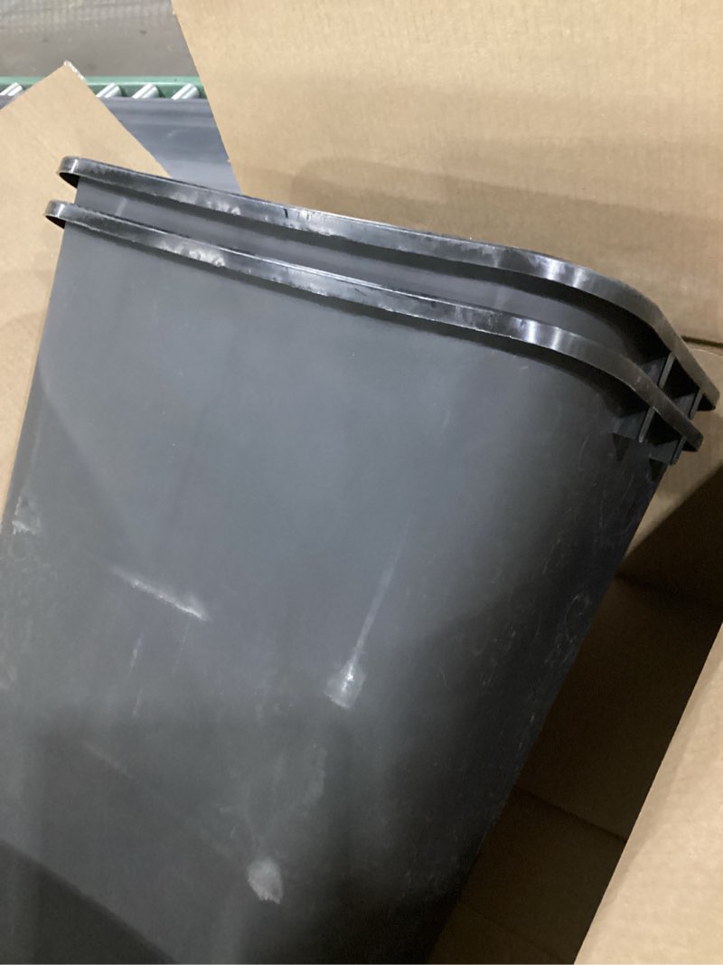Condition photo showing Good Condition for Amazon Basics Small Trash Can, Rectangular Commercial Office Wastebasket, 3 Gallon (Pack Of 2), Black Black 3 Gallon (Pack of 2)