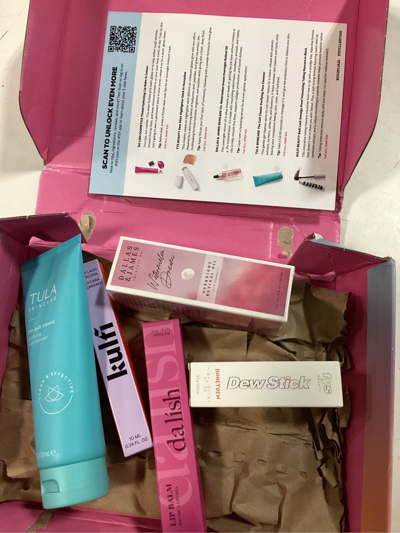 Condition photo showing Good Condition for (Similar to the stock photo )Makeup & Beauty Sample/IPSY