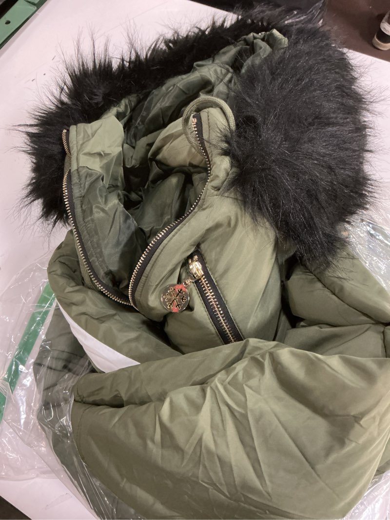 Condition photo showing Good Condition for Yousify Womens Snow Suits Winter Ski Suit Onesie Outdoor Sports Waterproof Snowsuit Removable Faux Fur Collar Coat Jumpsuit Small 04-army Green