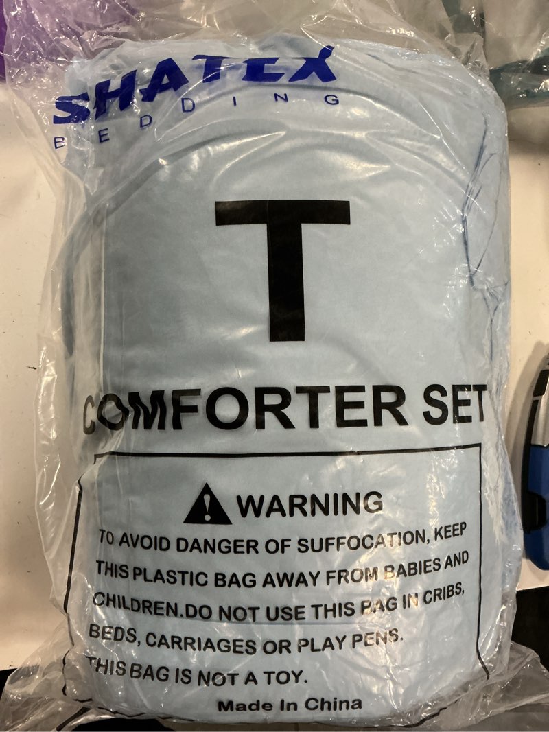Condition photo showing New/Like New for shatex twin comorter set sky blue bedding set 3pcs, soft and lightweight queen size comforter for all season sky blue twin