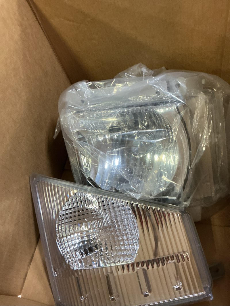 Condition photo showing Good Condition for Passenger Side Halogen Headlight Assembly w/Corner Lamp Compatible with 2008-2020 NPR NPR-HD NQR NRR Right Headlamp 8975851702