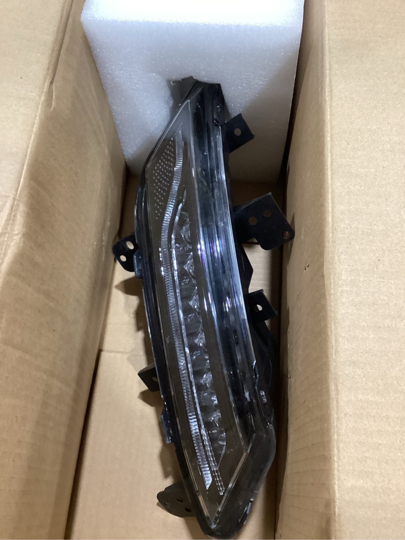 Condition photo showing As Is for Huray LED Fog Light for Lincoln MKZ 2013 2014 2015 2016 OE Front Fog Lamp Replacement (Passenger Side (Right))