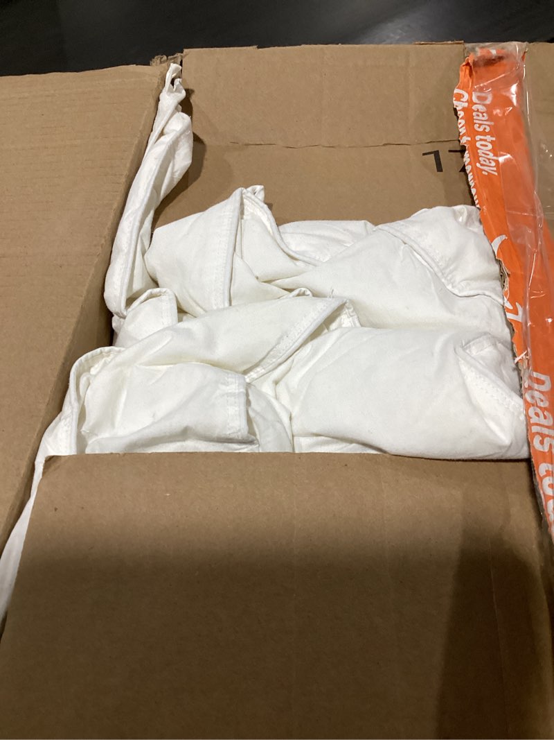 Condition photo showing New/Like New for Bedsure White Duvet Cover Queen Size - Soft Double Brushed Bedding Set for Kids & Adults, Zipper Closure, 3 Pieces, Includes 1 Duvet Cover (90"x90") & 2 Pillow Shams, NO Comforter Queen (90" x 90") 00 - White (No Comforter)