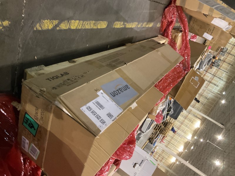 Condition photo showing As Is for Tiqlab desk