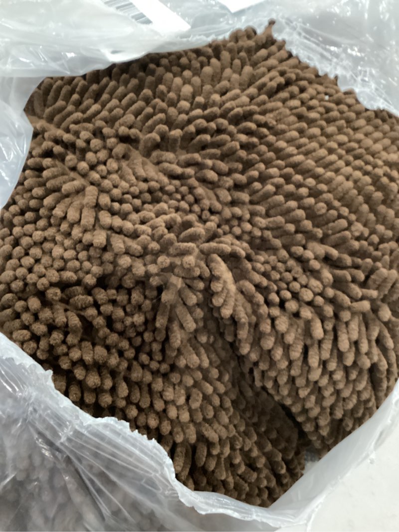 https://lotting-media.assets.bidfta.com/lotting_2c474fda-80a5-4704-b35f-e399b2d7e3bf