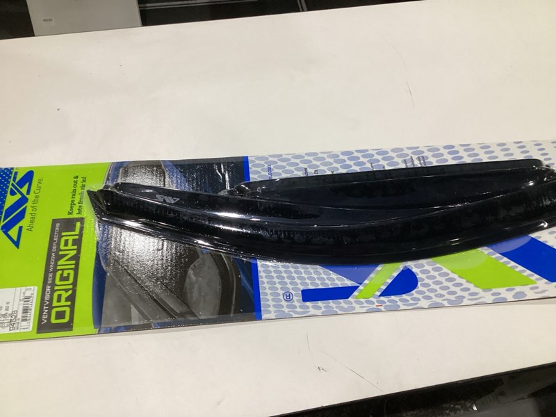 Condition photo showing Good Condition for Auto Ventshade [AVS] Outside Mount Rain Guards For 2014-2018 Chevrolet Silverado, GMC Sierra 1500; 15-18 Silverado/Sierra 2500HD/3500HD, DOUBLE/EXT CAB | Window Vent Visors, 4 pcs. - Smoke | 94528 Outside Mount - Smoke