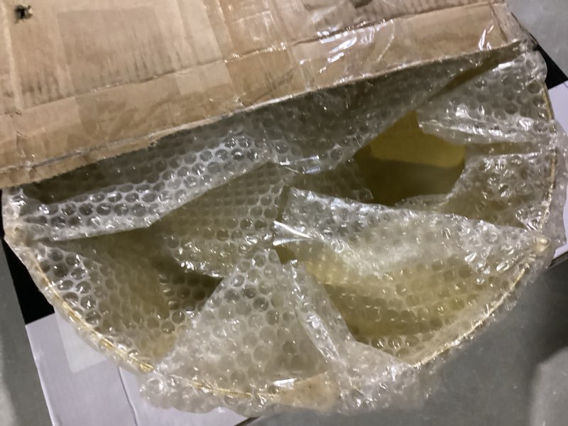 Condition photo showing Good Condition for Wenqik Gold Wedding Cake Stand 16 Inch Metal Round Cake Stands Dessert Display Cupcake Stands Plates for Wedding Birthday Party Celebration Classic Gold 16 Inch